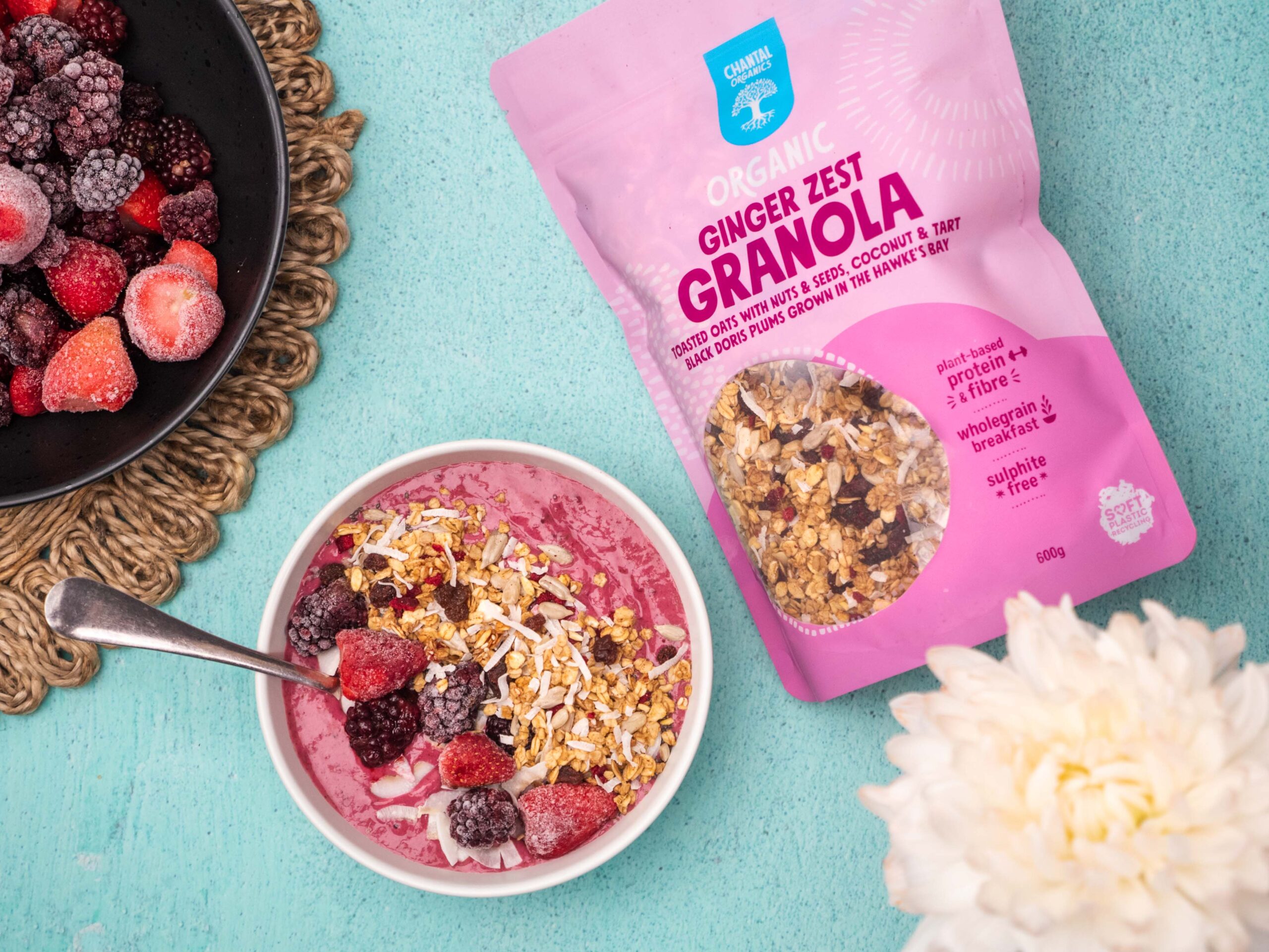 Smoothie Granola Bowl - Chantal Organics